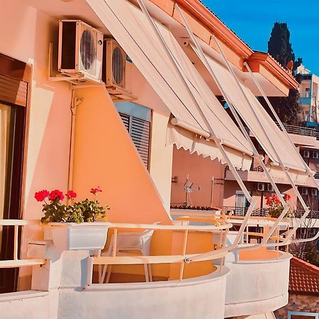 Hotel Lungomare Vlore Exterior photo